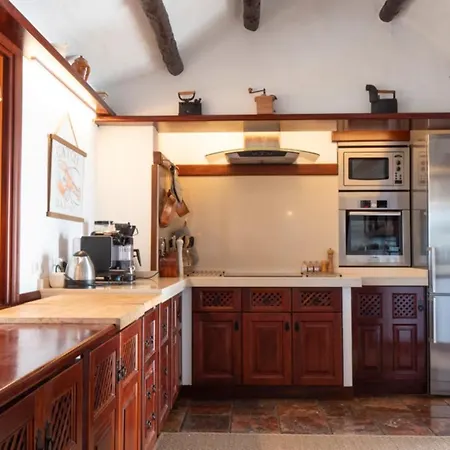 Finca Paraiso - Finest With Incredible Views Over Puerto Del Carmen ヴィラ