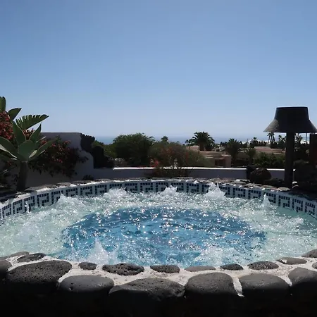 Finca Paraiso - Finest With Incredible Views Over Puerto Del Carmen Puerto del Carmen
