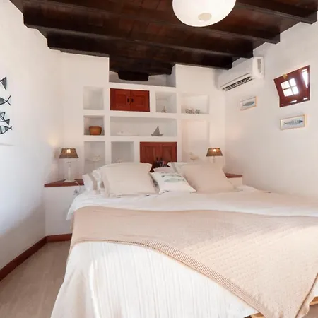 Finca Paraiso - Finest With Incredible Views Over Puerto Del Carmen * Puerto del Carmen (Lanzarote)