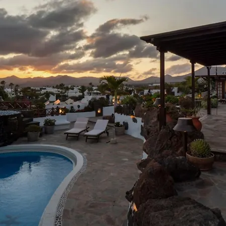Finca Paraiso - Finest With Incredible Views Over Puerto Del Carmen Puerto del Carmen