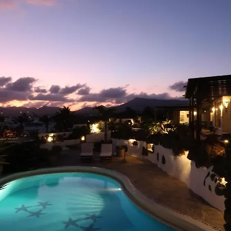 Finca Paraiso - Finest With Incredible Views Over Puerto Del Carmen * Puerto del Carmen (Lanzarote)