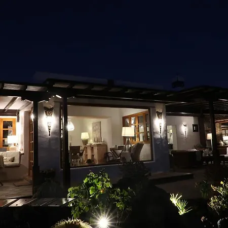 ヴィラ Finca Paraiso - Finest With Incredible Views Over Puerto Del Carmen プエルト・デル・カルメン